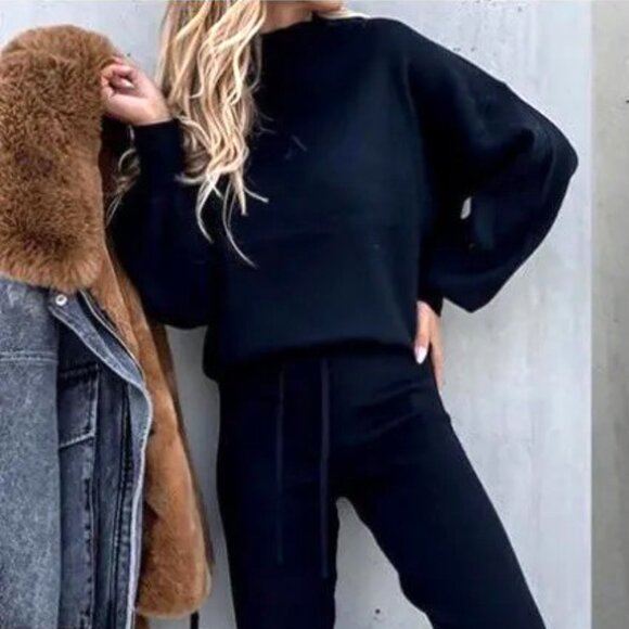 BLACK COLOR LARGE SWEATSHIRT AND SWEATPANTS FLEECE FEEL COORDINATED SET - Picture 1 of 3